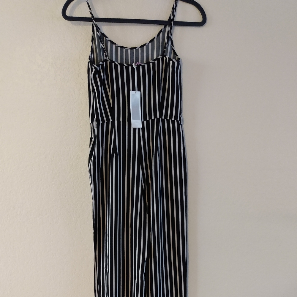 Romper - Picture 2 of 5